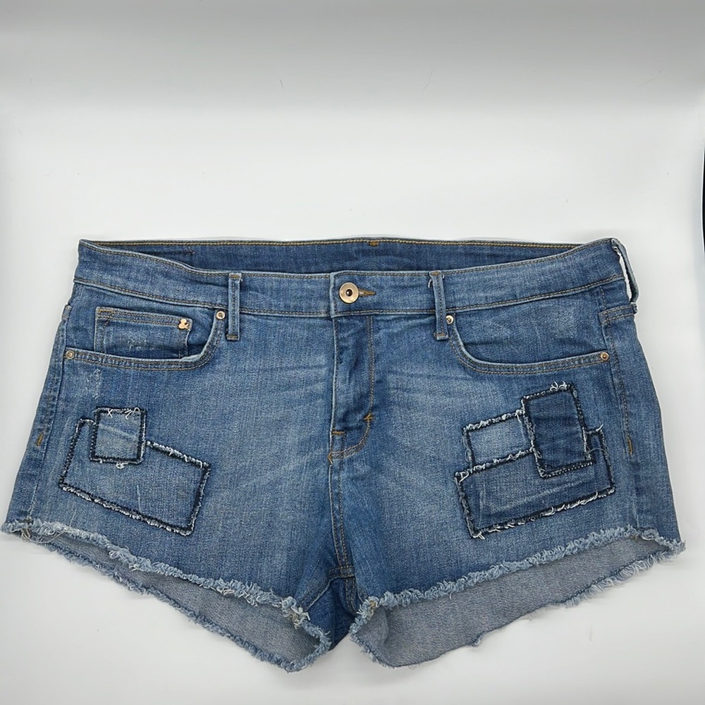 H&M &DENIM Jean Shorts Raw Hem With Patch Embellishments Size 12